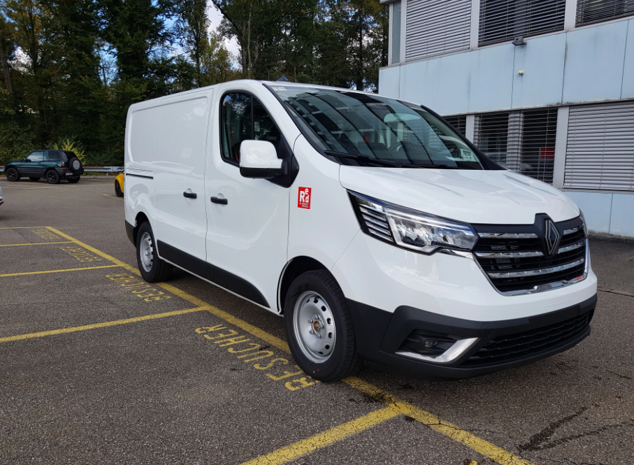 RENAULT Master Red Edition L1H1